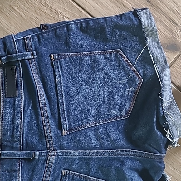 A&F 00 Shorts - Picture 6 of 6